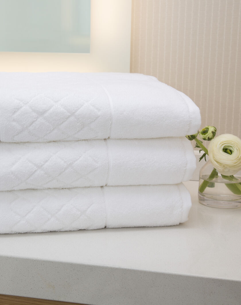Bath Towel thumbnail number 1